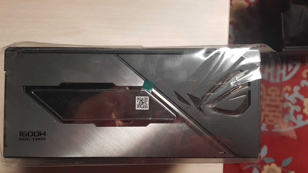 Asus ROG THOR 1600W Titanium III