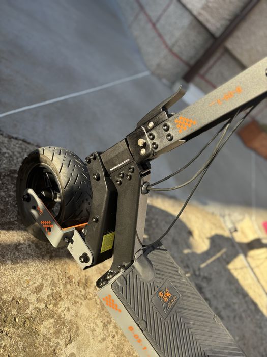 Продавам Kukirin G4 тротинетка