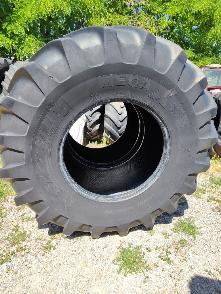Cauciucuri 650/75R32 Michelin
