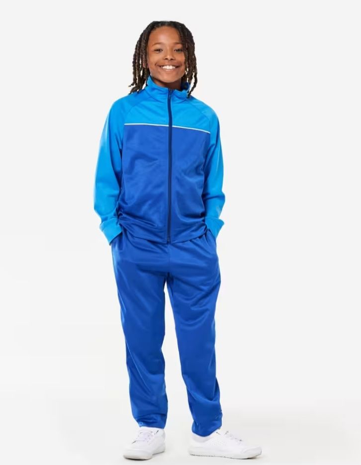 Детски дрехи,анцузи,екипи тениска Puma за момче на 8-9 год