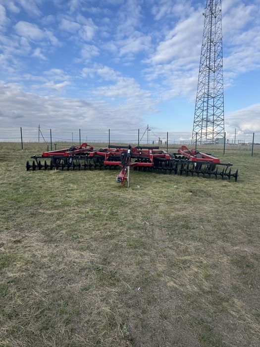 Дискатор Case, захват 7,7 метров