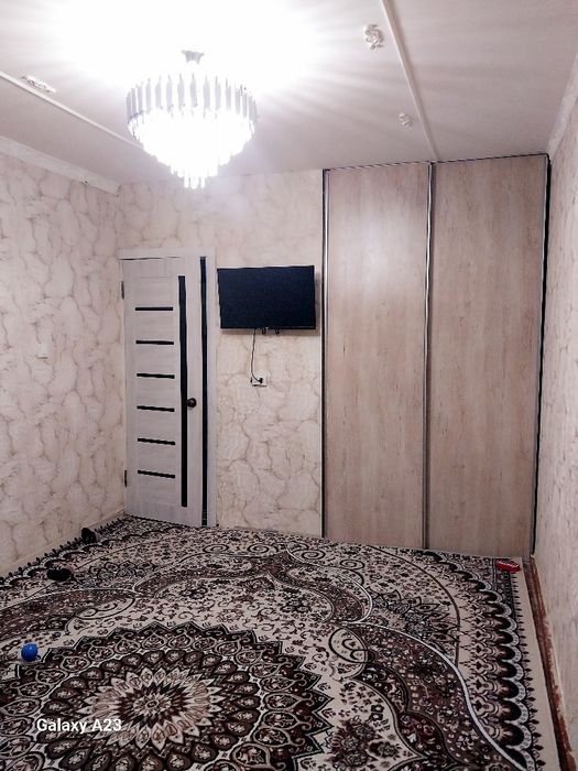 Chirchiq 8mk uy sotiladi.