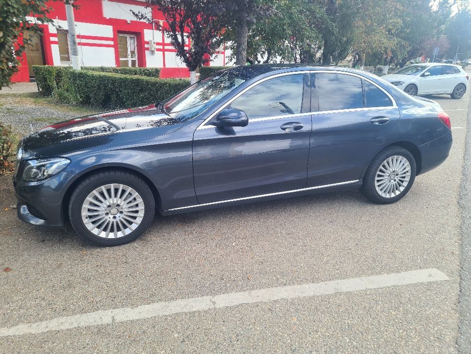 Vând mercedes C clas 2015 motor 1.6d
