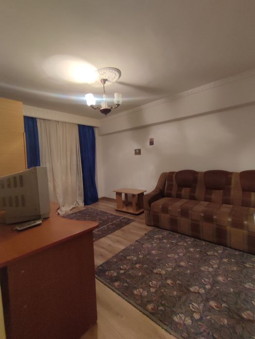 Închiriez gars.conf.I Însurăței