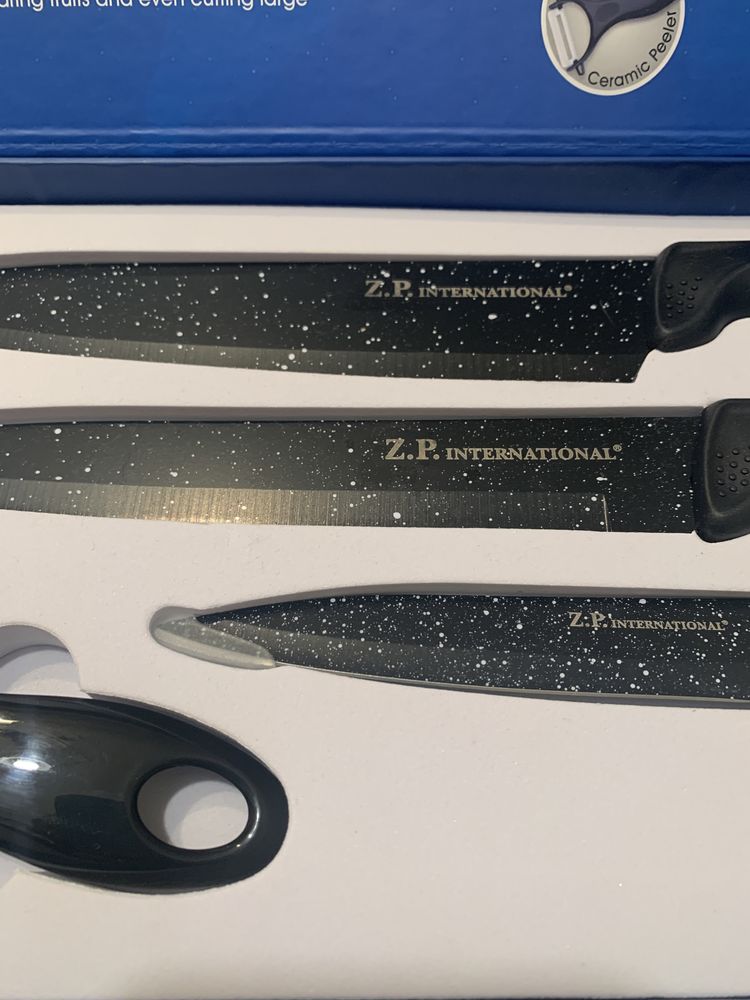 Z. P. International ножове комплект с мраморно покритие