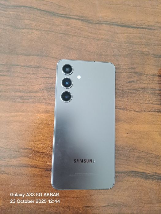 Samsung Galaxy S24 8/256 GB Vietnam (Onyx Black, 2 SIM / eSIM)