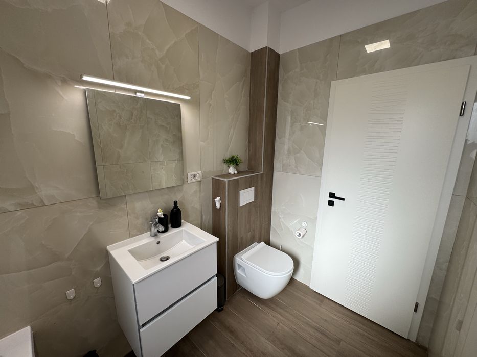Apartament  de inchiriat, 2 cam in spate la Lidl, prima inchiriere