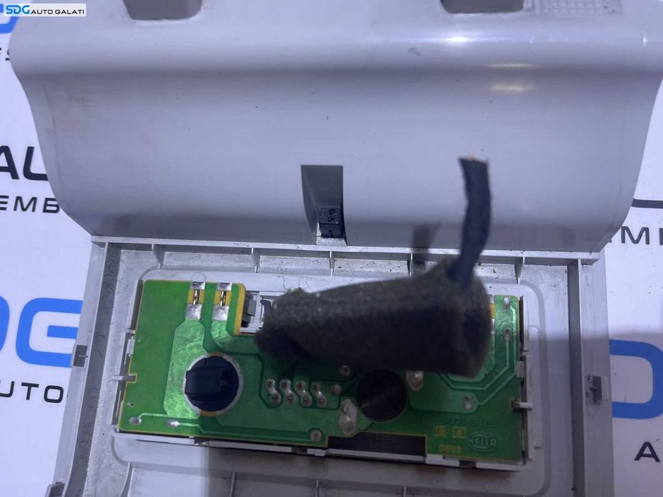 Plafoniera Lumini Lampa Iluminare Interior Habitaclu Suport Ochelari Ford Galaxy 2001 - 2006 Cod 7M3868403C 3M21-519A58-ACW 7M3947105 1M21-13774-AA