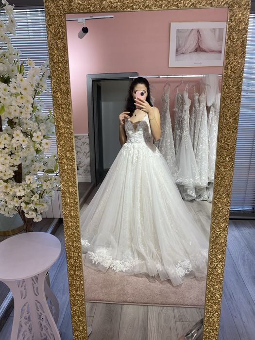 Булчинска рокля принцеса разпродажба