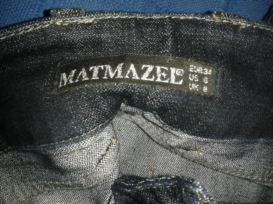 Blugi matmazel superbi cu fir auriu TRANSPORT GRATUIT