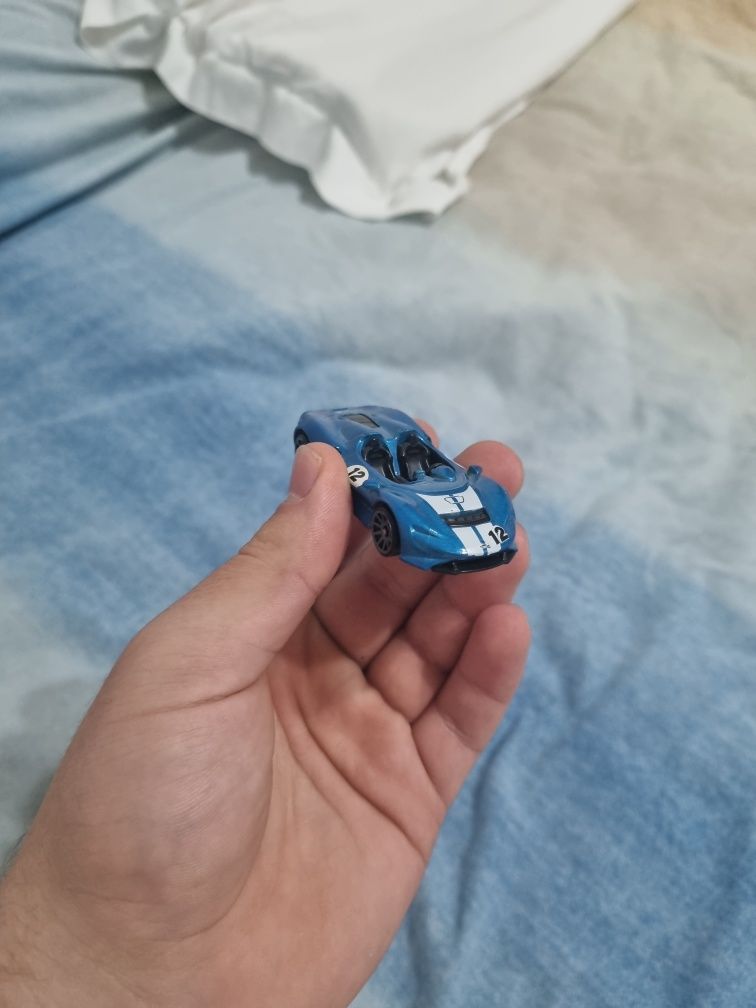 Masinute hotwheels