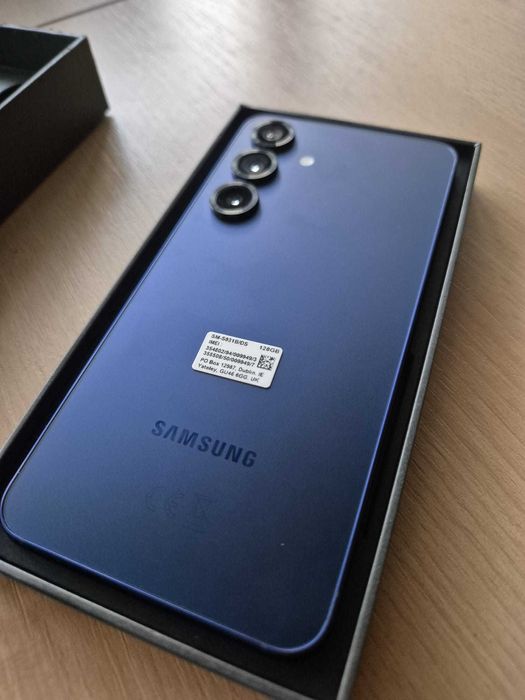 Samsung Galaxy S25 NOU albastru
