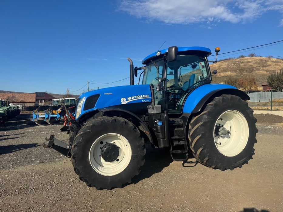 Tractor agricol New Holland T7.270