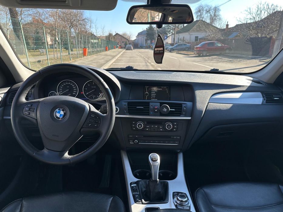 BMW x3 F25 2.0d xDrive 163cp Manuala Panoramic