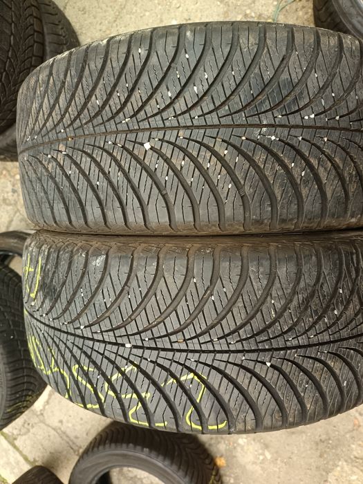 Anvelope 4sezoane ms 235 45 19 goodyear 2017 7mm