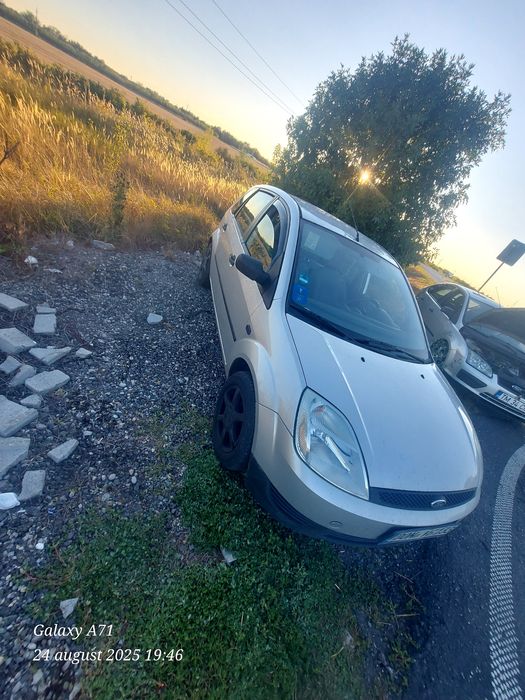 Ford fiesta 1.4 benzină