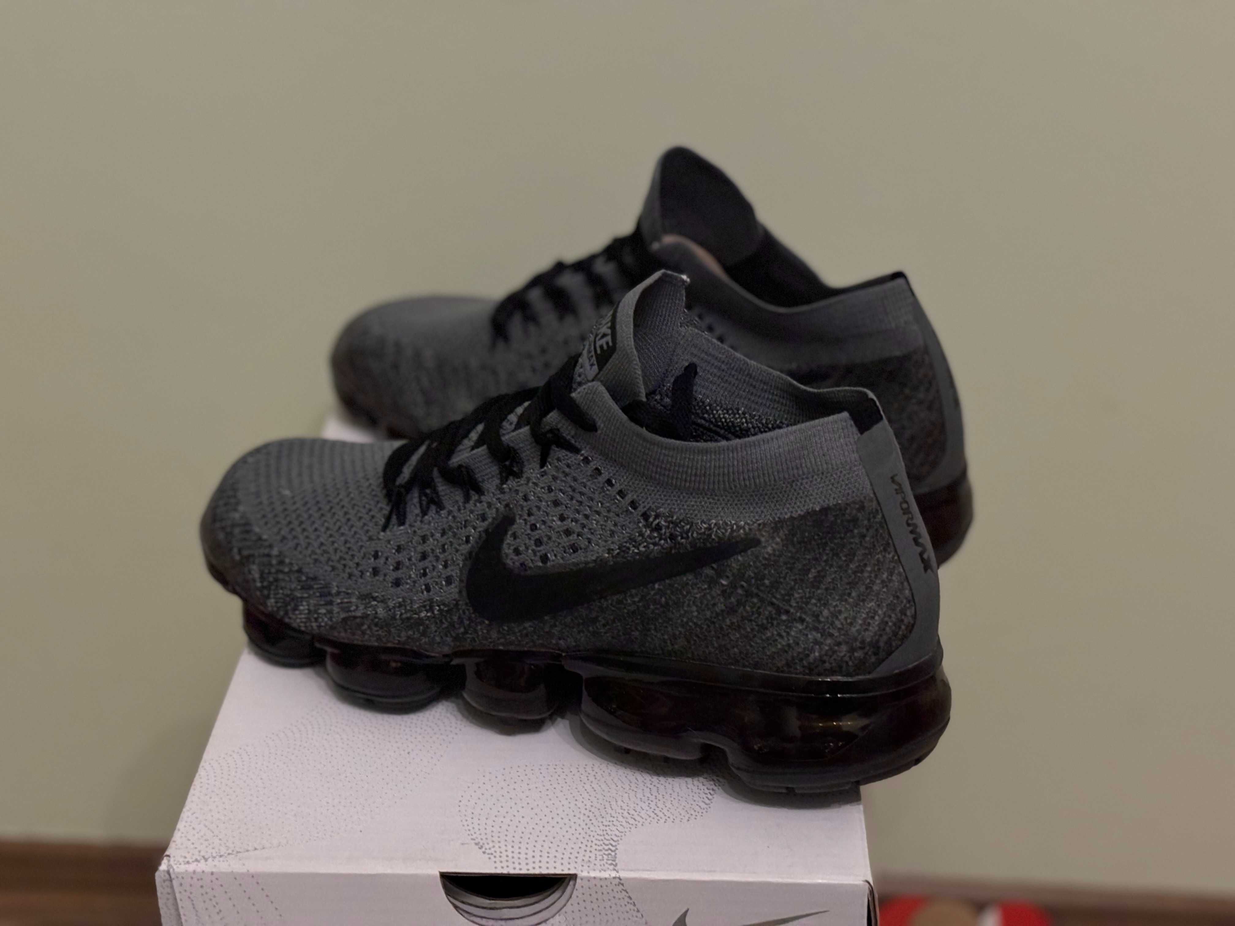 Мъжки спортни маратонки Nike Vapormax - 42