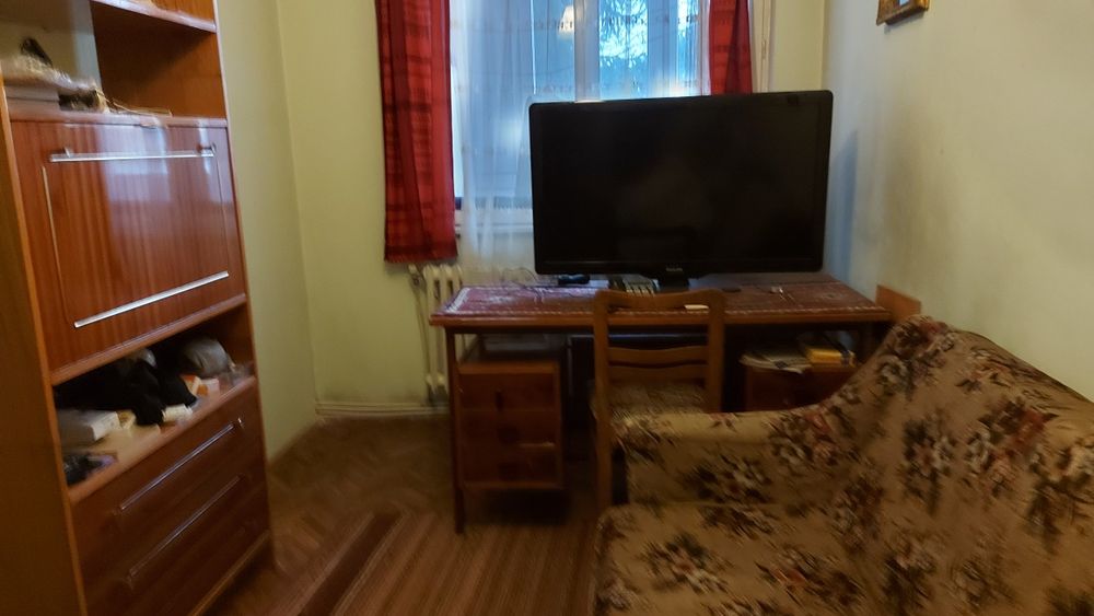 Apartament cu 4 camere de vânzare