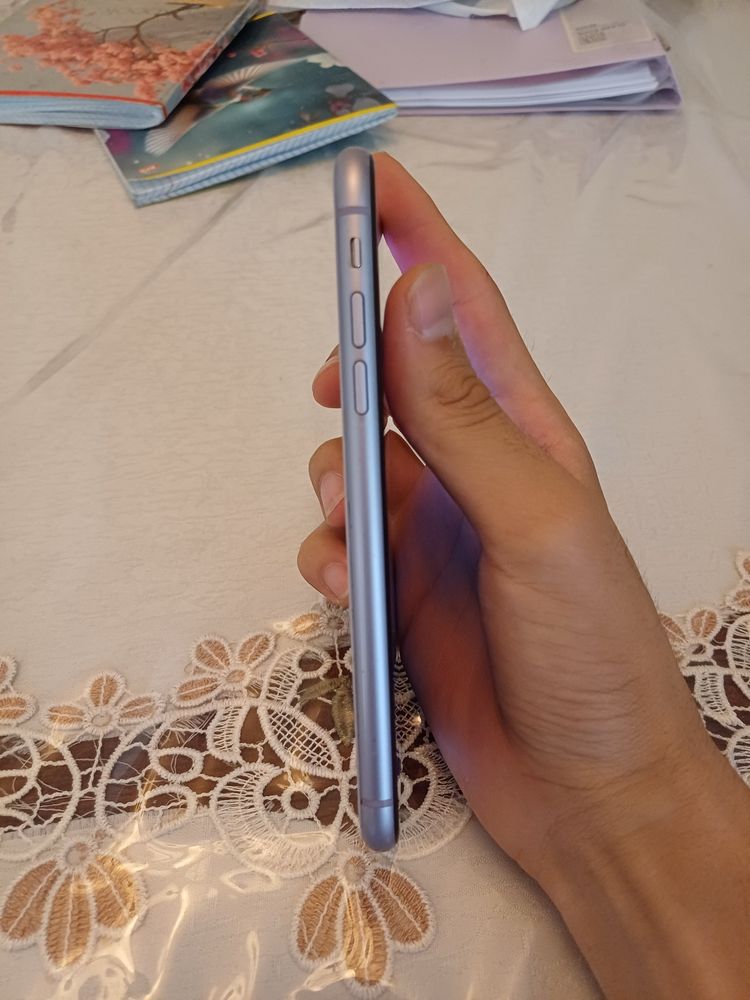 Iphone 11 sotiladi