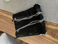 Чeрна чанта от Zara