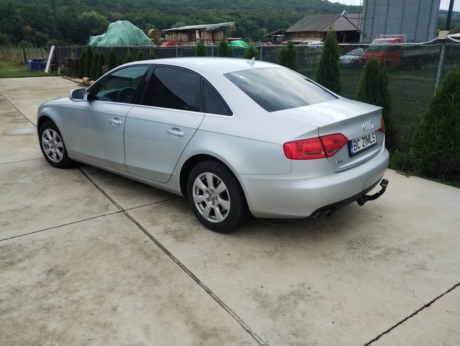 Audi A4 b8  2.0 TDI 2012