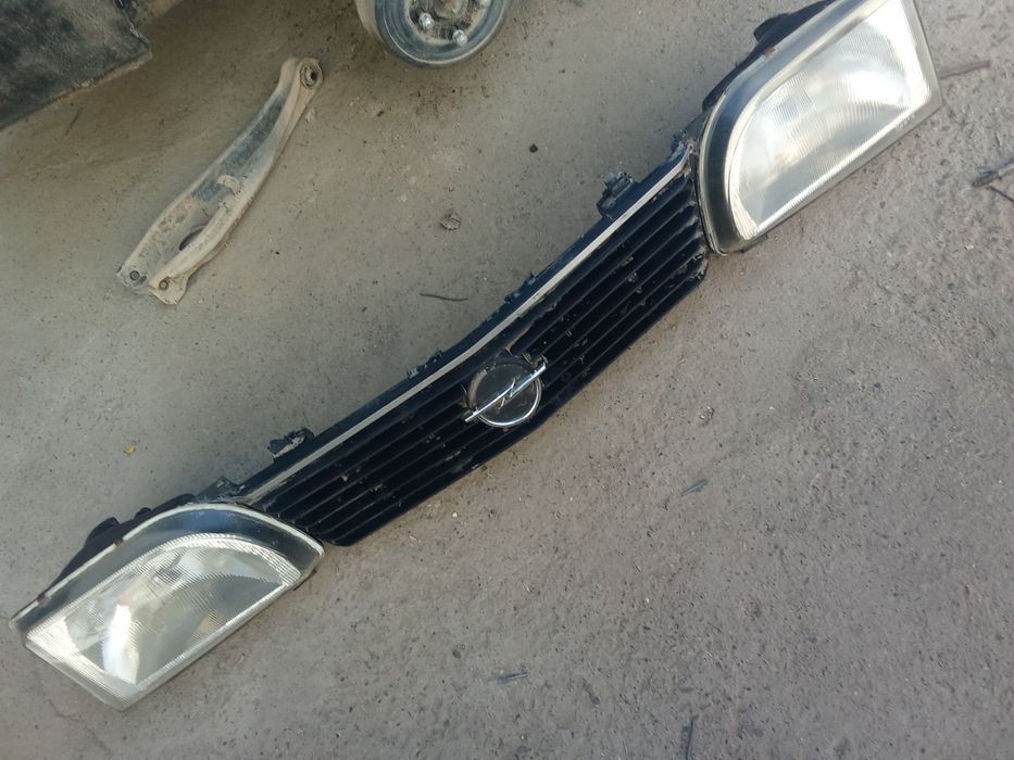 Опел Рекорд олди Фаралари