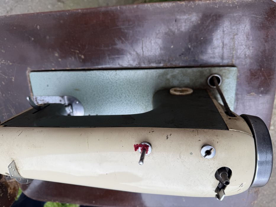 Masina de cusut vintage Ileana