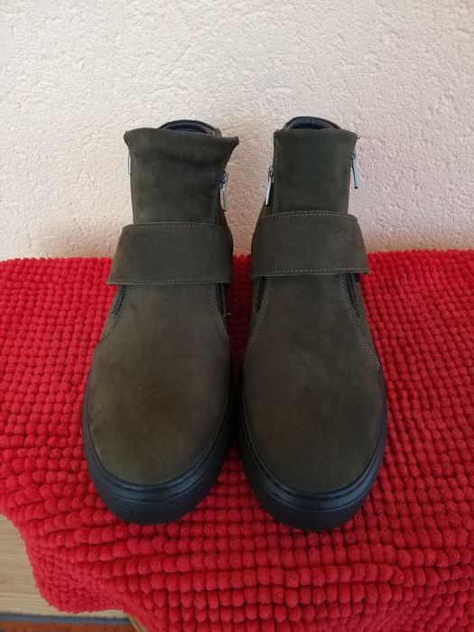 Ghete noi Zeus piele nr 42 bărbați