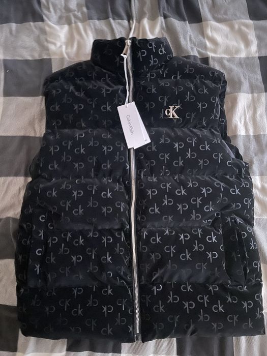 Vesta Calvin Klein