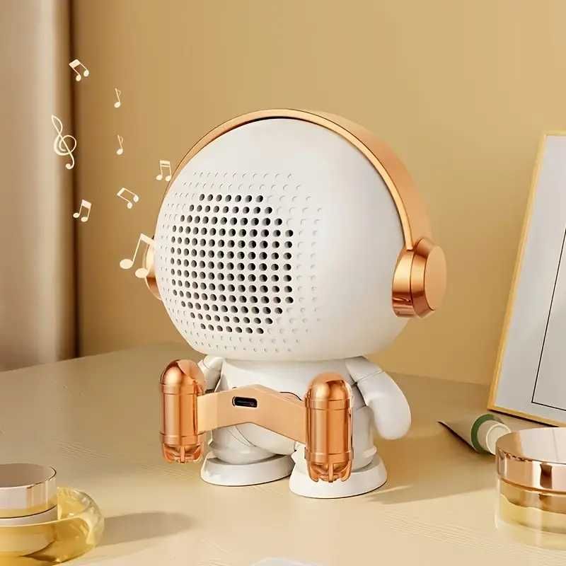 LED Bluetooth Високоговорител – Астронавт, RGB светлини, Нов