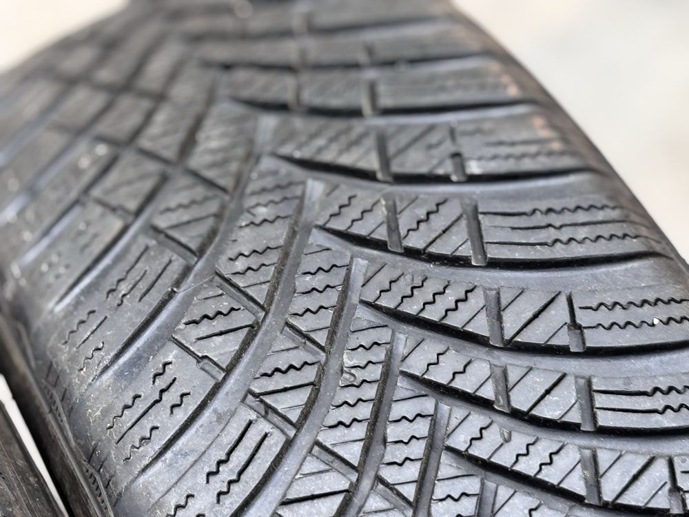 195/65/R15 Hankook Winter 2бр зимни dot1822 4мм