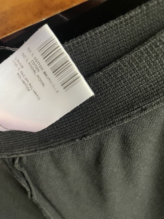 Fusta neagra Marc Cain