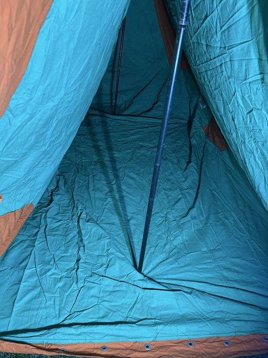 Брезентова палатка