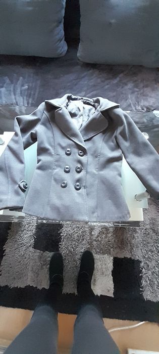 Vând palton dama mărimea M / S