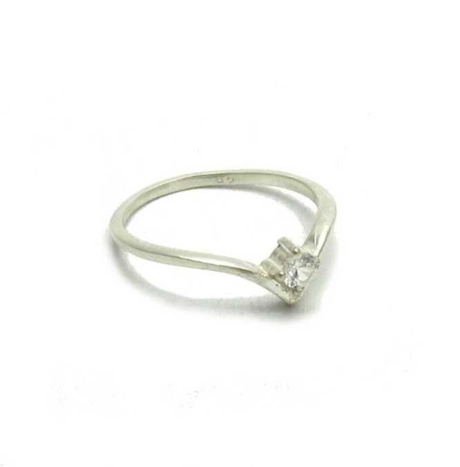 Сребърен пръстен с камък циркон 3мм