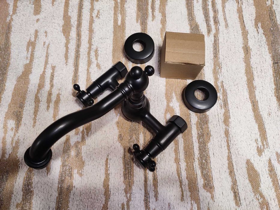 Ретро черен смесител
Ретро черен смесител