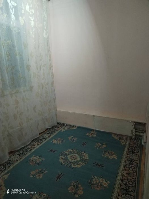 Продается 1 комнатная квартира на чиланзар 11 квартал 3 этаж