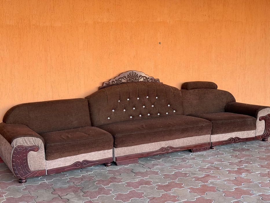 Продам  срочно диван