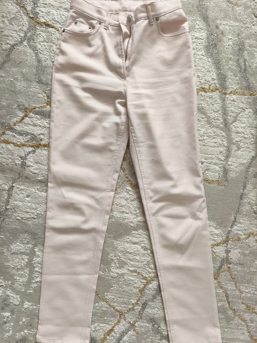 Продам женскую одежду