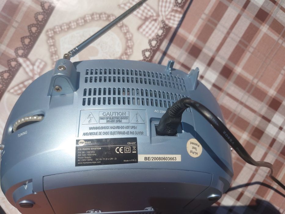 Radio funcțional cu fir/baterii