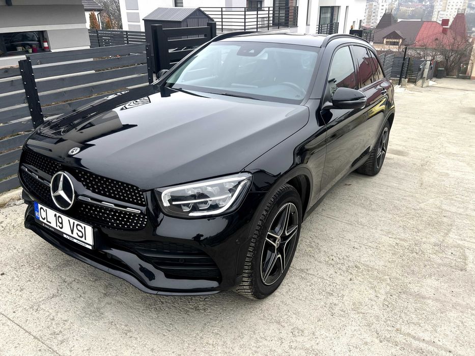 Mercedes-Benz GLC 220d 4MATIC AMG Line – Garanție 2025, Webasto