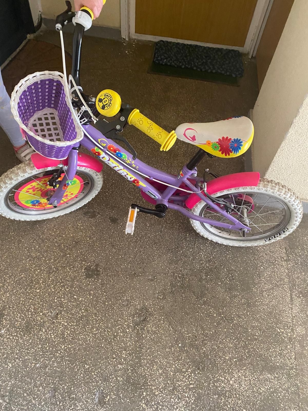 Bicicleta copii 3-5 ani