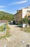 De vânzare  Apartament 2 camere + curte + grădină + garaj