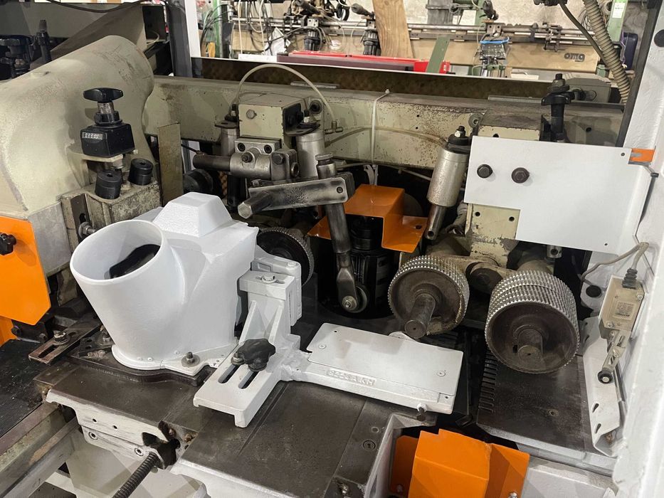 Masina de prelucrat pe 4 fete cu 6 axe WEINING - scule incluse