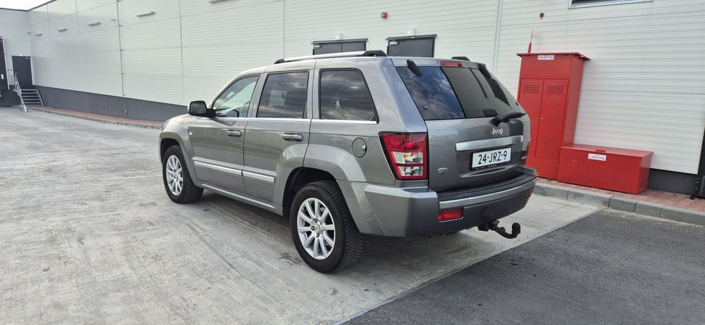 Jepp Grand Cherokee Overland