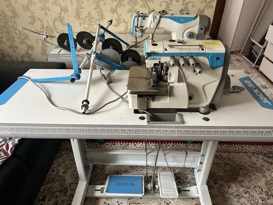 Продам швейные машинки и оверлог