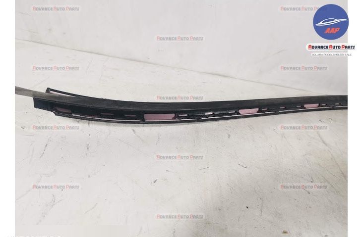 Декоративен Облицовъчен Елемент Таван Дясна Страна оригинален Мерцедес