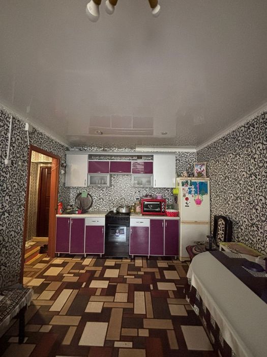 Продам 2комн  квартиру .