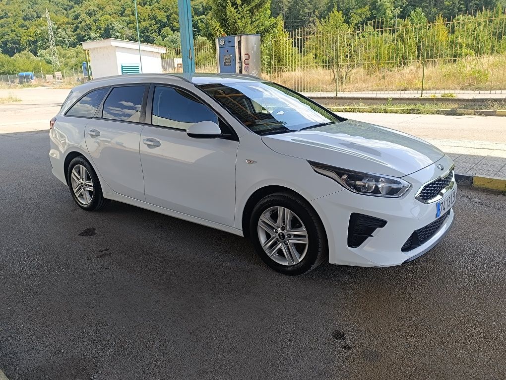 Kia Ceed 1.6 Crdi 2021 г