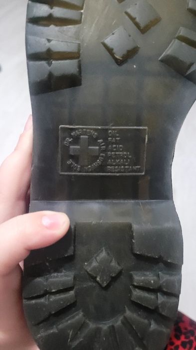 Bocanci Dr. Martens 1460 îmblăniți,  piele naturală, mărimea 40
